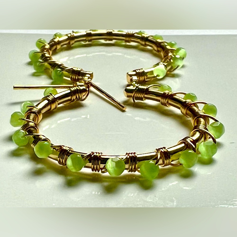 😺 Genuine Cat’s Eye Gold Tone Hoop Earrings by Cookie Lee